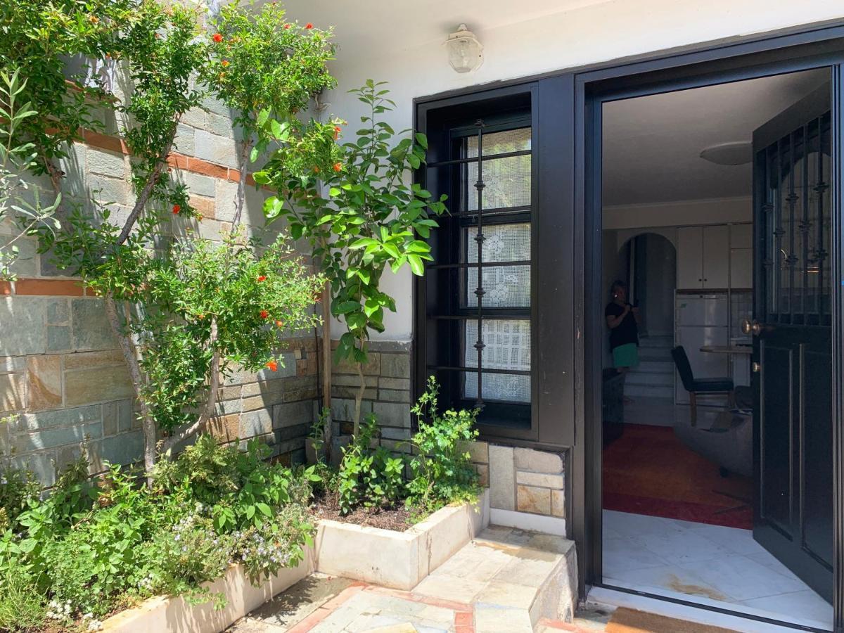 Gemuetliches Appartement In Ano Poli Tessalónica Exterior foto